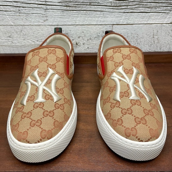 Gucci Yankees Beige GG Logo Slip On Sneakers Shoes - Picture 2 of 16